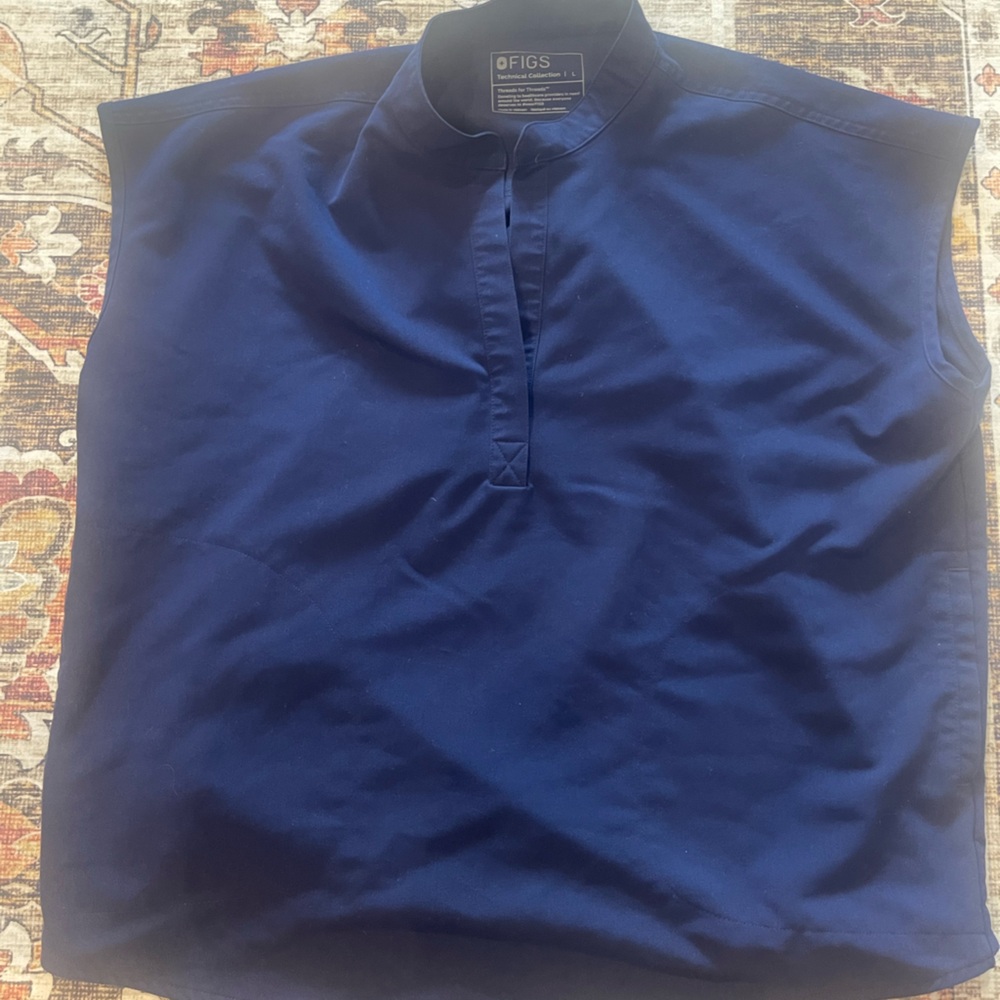 Figs Sz Large scrub top